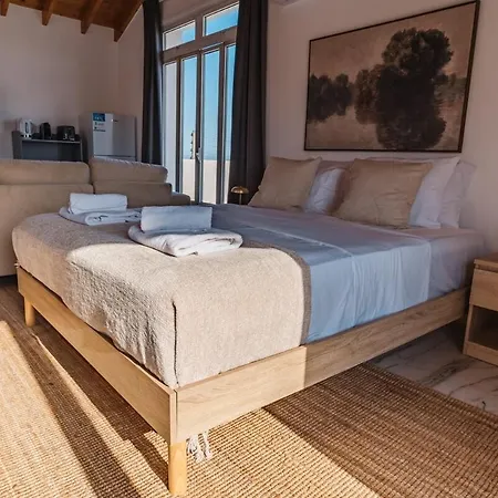 Modern Loft In With Wifi アパート ラルナカ